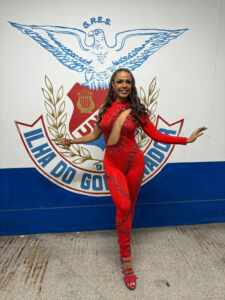 Nathália Brito cai no samba na União da Ilha e celebra jornada dupla no Carnaval 2026