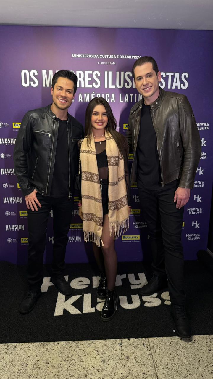 Pietra Almeida marca presença em espetáculo de Henry & Klauss 5 Pietra Almeida marca presença em espetáculo de Henry & Klauss - Foto: Caldi / Divulgação