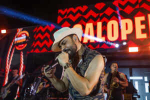 Thullio Milionário lança “Galopeira”, primeira faixa do projeto ao vivo No Caminhão do Vaqueiro