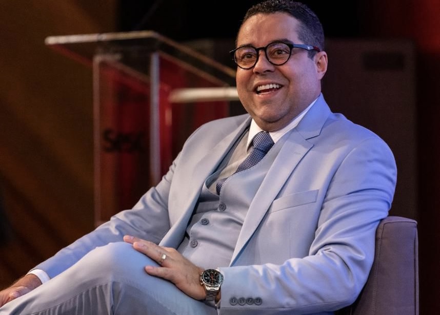 Gustavo Reis: Liderança e Inovação na Defesa da Venda Pública no Brasil 11 b08bf223 181b 4c4f 840a 402c2338679e