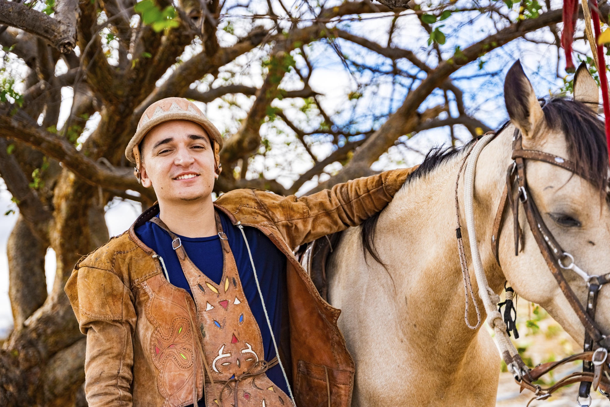 João Gomes e Jadson Araújo lançam “Vida de Gado”