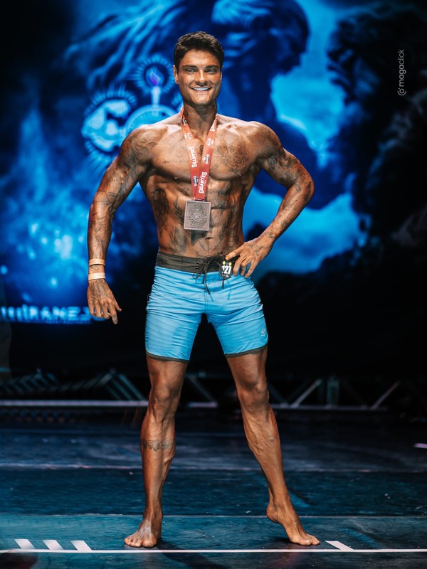 Davi Kneip vence obesidade e anorexia e é condecorado Embaixador da Muscle Contest - Foto: Divulgação