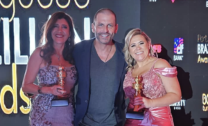 Márcia Tiago e Rosângela Martins recebem prêmio em Nova York