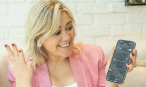 Rosângela Martins: brasileira premiada no Portuguese Brazilian Awards em Nova York