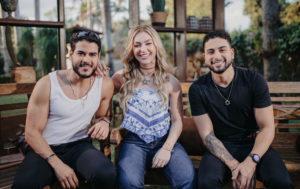 Duda Bertelli lança “Estupidamente Gelada” em parceria com Danilo & Davi