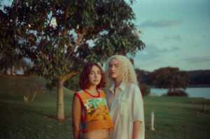 ANAVITÓRIA lança, de surpresa, disco inédito com 20 canções: Claraboia