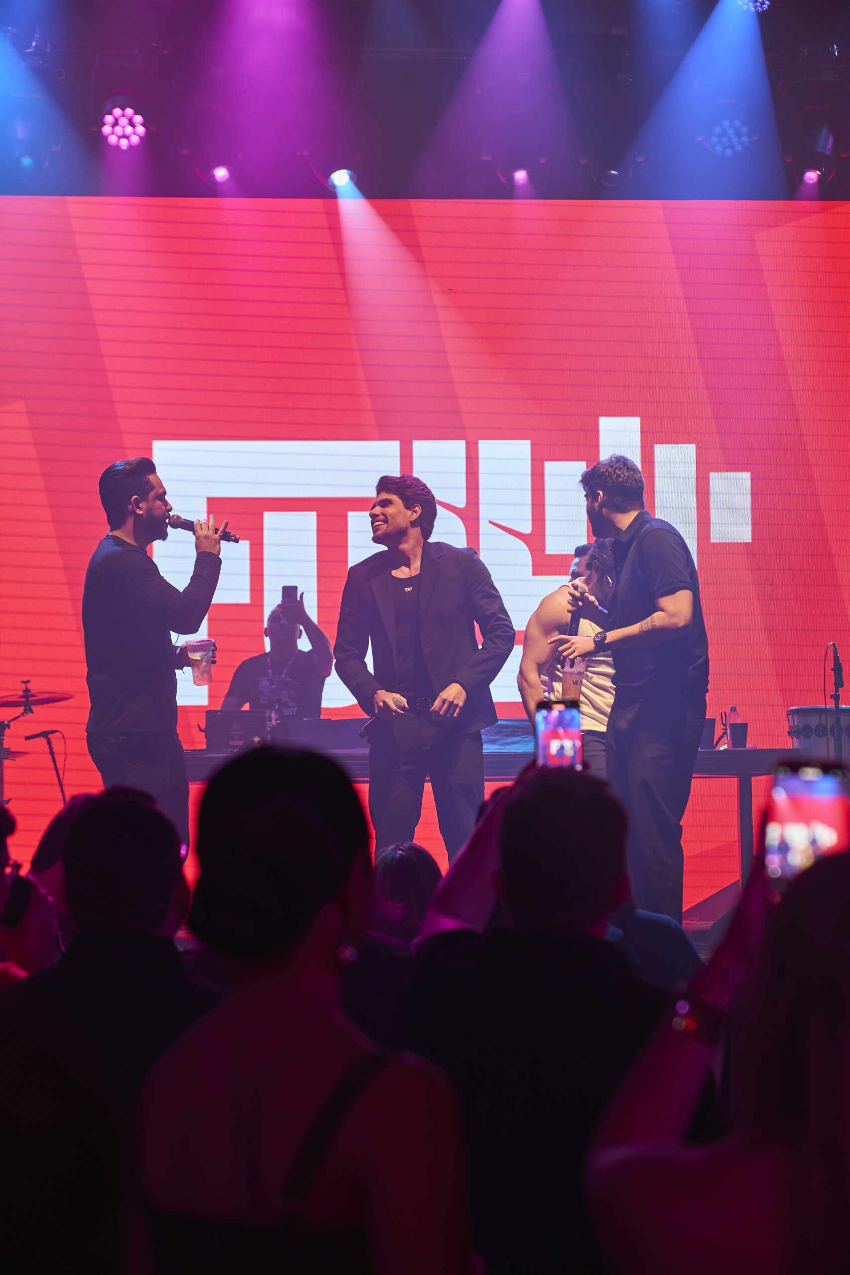 Do Nordeste para São Paulo: forró de Henry Freitas, Kadu Martins e Nuzio Medeiros agita a capital 9 Créditos: Gabriel Henrique, Vitor Tavares e Gabriel Olímpio