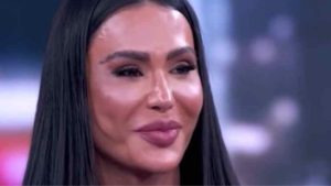 Gracyanne é hospitalizada