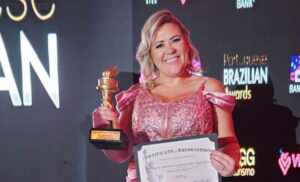 De dentista a referência global, Rosângela Martins celebra prêmio em Nova York