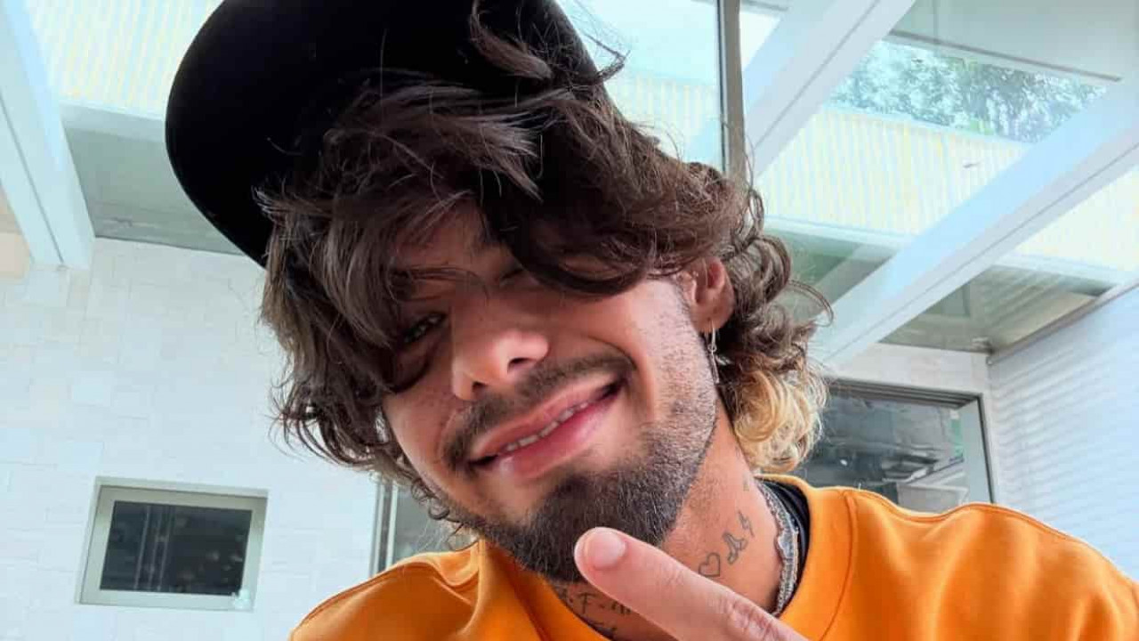 Zé Felipe revela promessa religiosa por trás do cabelo comprido - Foto: Instagram