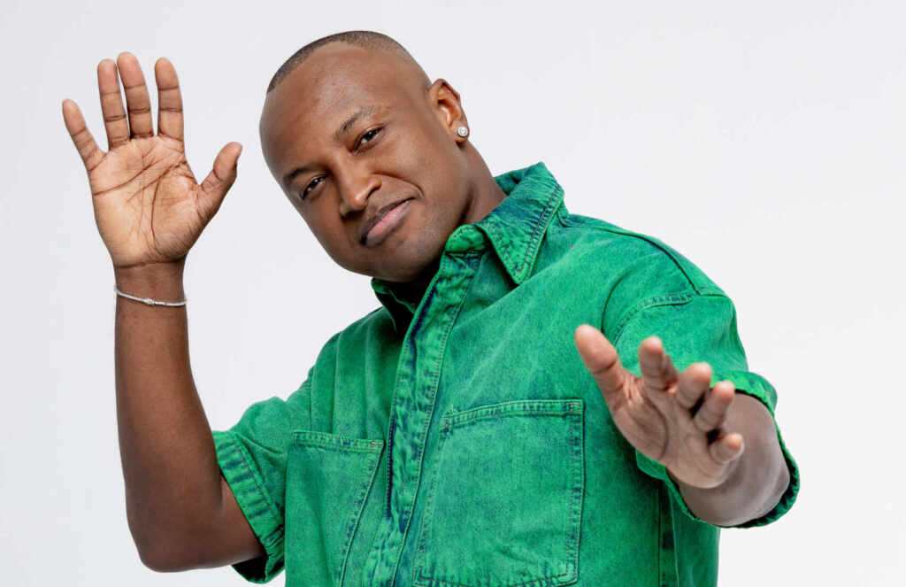 Rommanel anuncia Convenção Revoada com palestra de Theodoro e show de encerramento de Thiaguinho foto00022 scaled e1757347183824