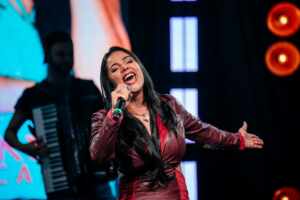“Desejo incansável” Impulsiona Micarla ao sucesso e a consolida como voz marcante do sertanejo
