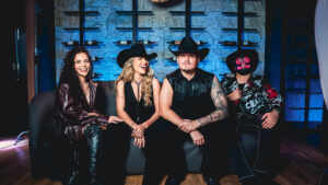 Julya & Maryana e CountryBeat se unem na inédita “Bão Bisurdo”