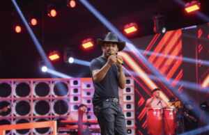 Toque Dez grava DVD “NA MÁXIMA” em Feira de Santana e reúne 25 mil pessoas em show histórico