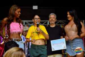 Roda de Samba Então Táh! recebe o Selo da Diversidade, através da vereadora Benny Briolly