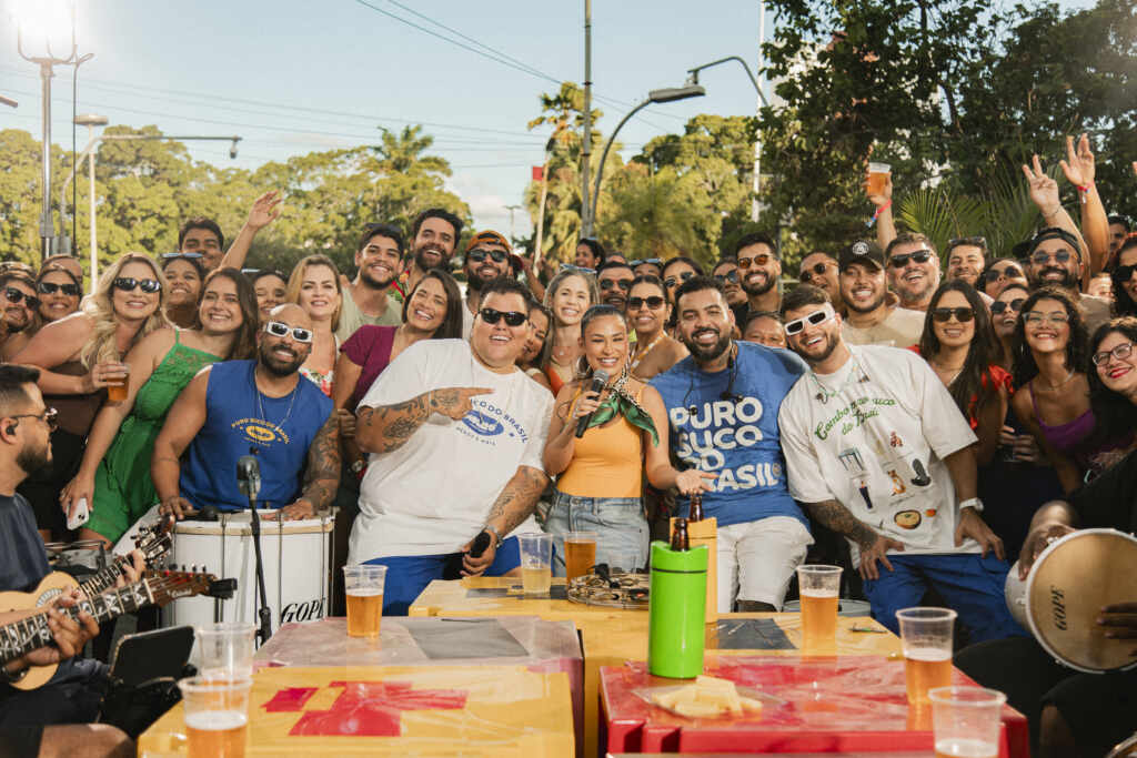 Menos é Mais e Simone Mendes fazem história com o hit “P do Pecado” Crédito: Ricardo Ribeiro