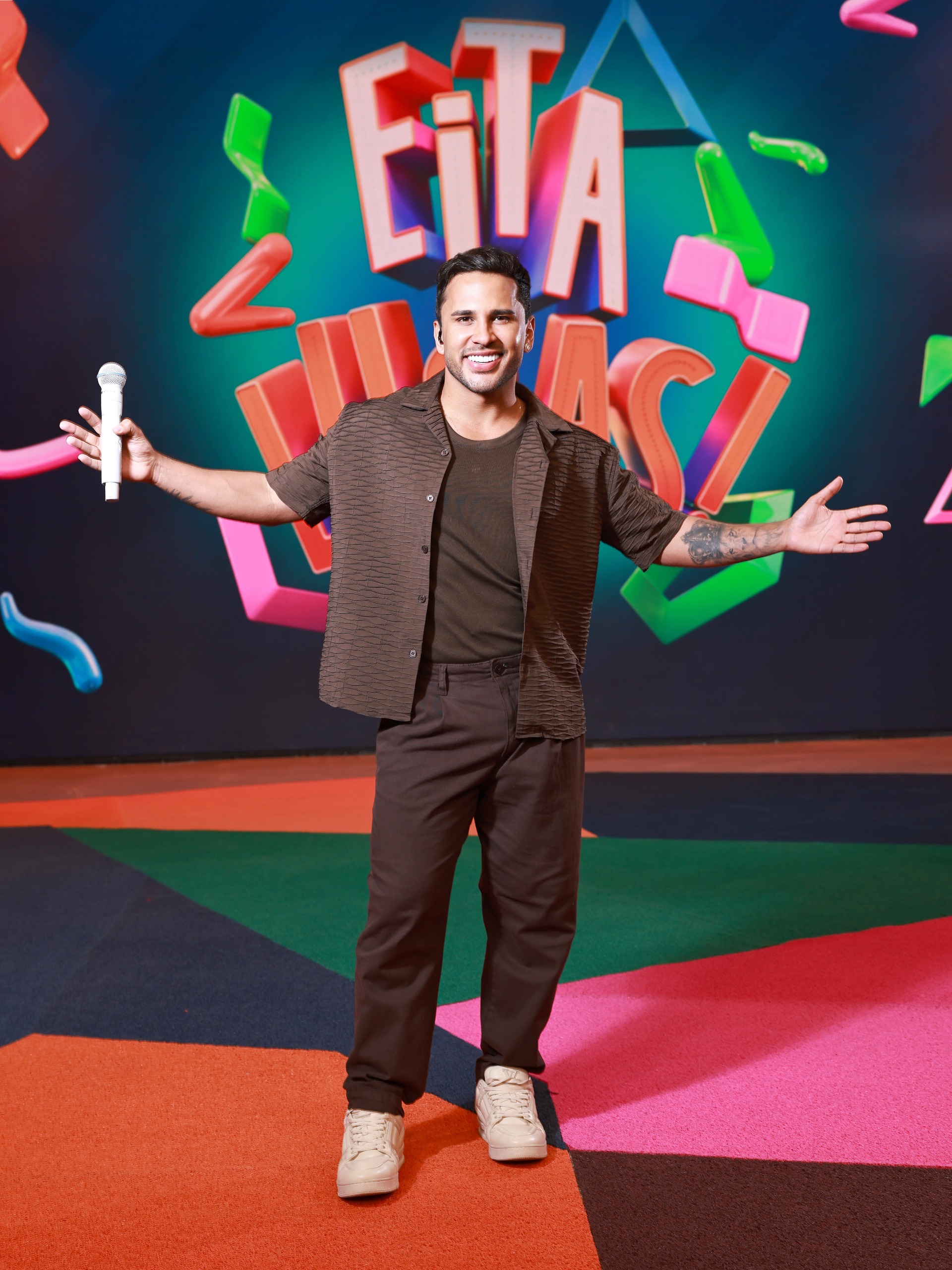 Lucas Guimarães estreia 'Eita Lucas!' em formato estúdio 5 Lucas Guimarães estreia 'Eita Lucas!' em formato estúdio - Foto: SBT