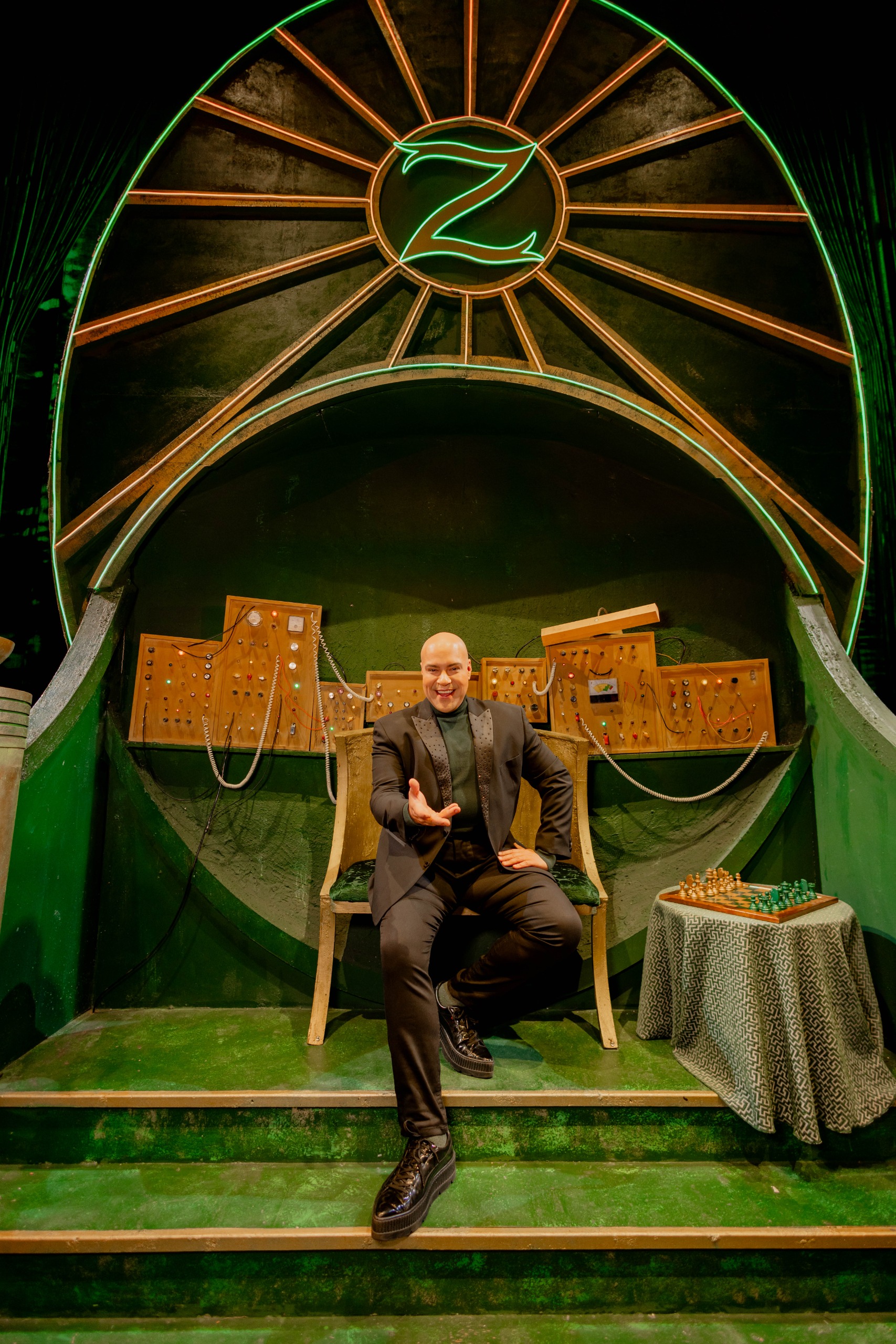 Tiago Abravanel Wicked 5