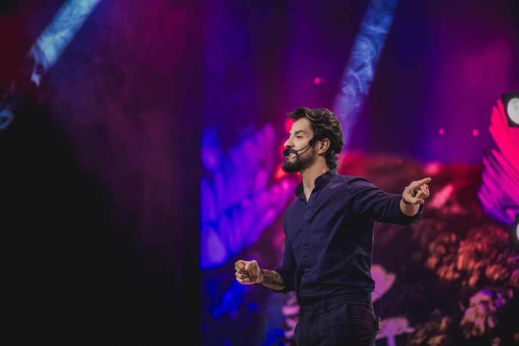 “Meu Conselheiro” emociona público internacional em Milão com imersão transformadora “Meu Conselheiro” emociona público internacional em Milão com imersão transformadora