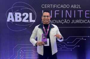 Escritórios Advoga Mais é premiado na AB2L Lawtech Experience 2025