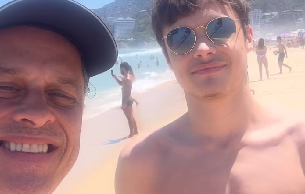 Guilherme Fontes e o filho, Carlos Fontes — Foto: Reprodução/Instagram
