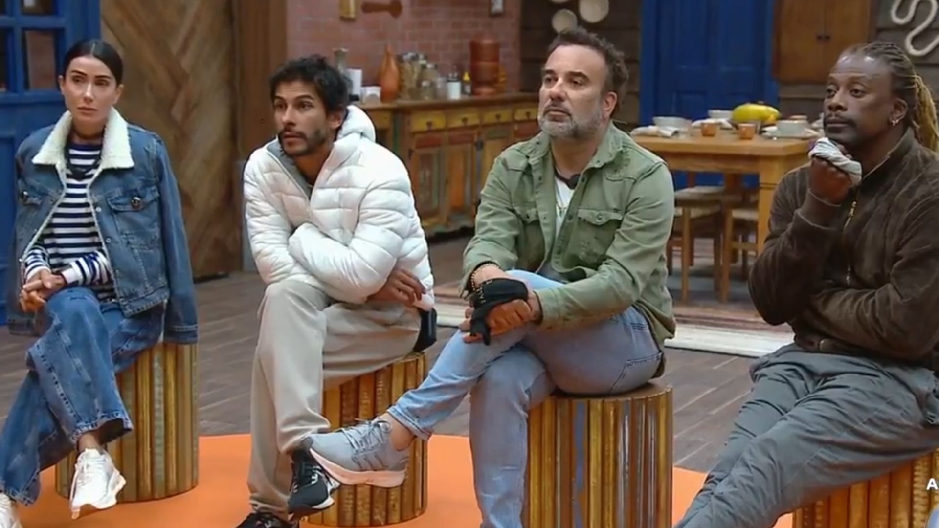 Michelle, Shia, Fabiano e Créo estão no Super Paiol - Foto: Reprodução / Record TV