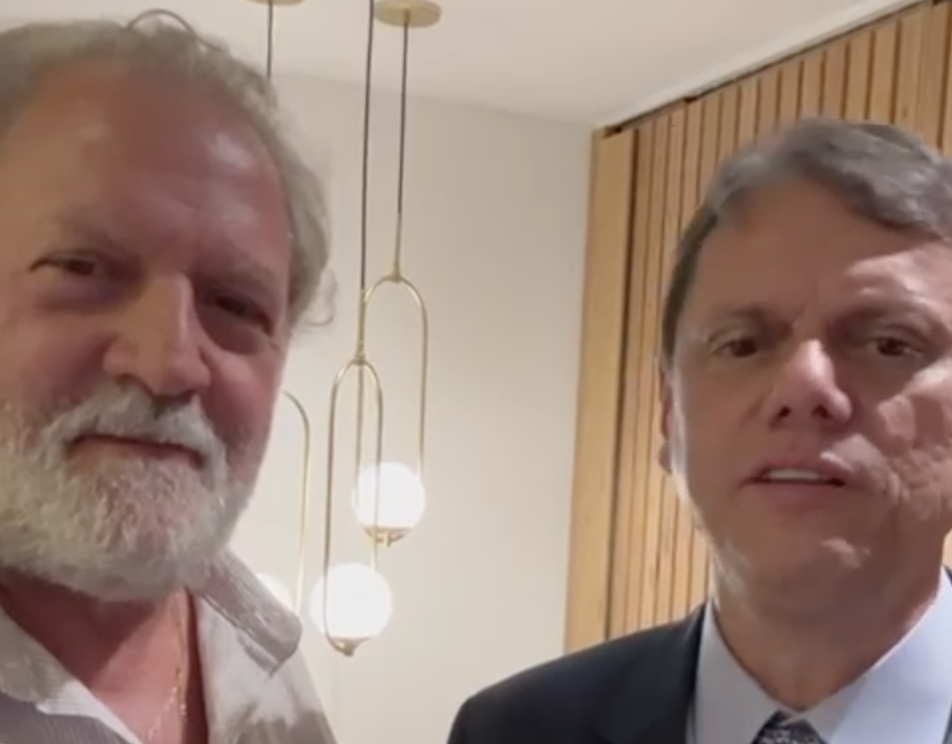 Tarcísio e Toninho Colucci celebram avanços para moradores e modernização do turismo em São Paulo