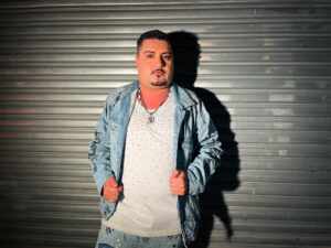 Rodrigo Para-Assu renova com a Unidos da Ponte e promete mais um show na Sapucaí