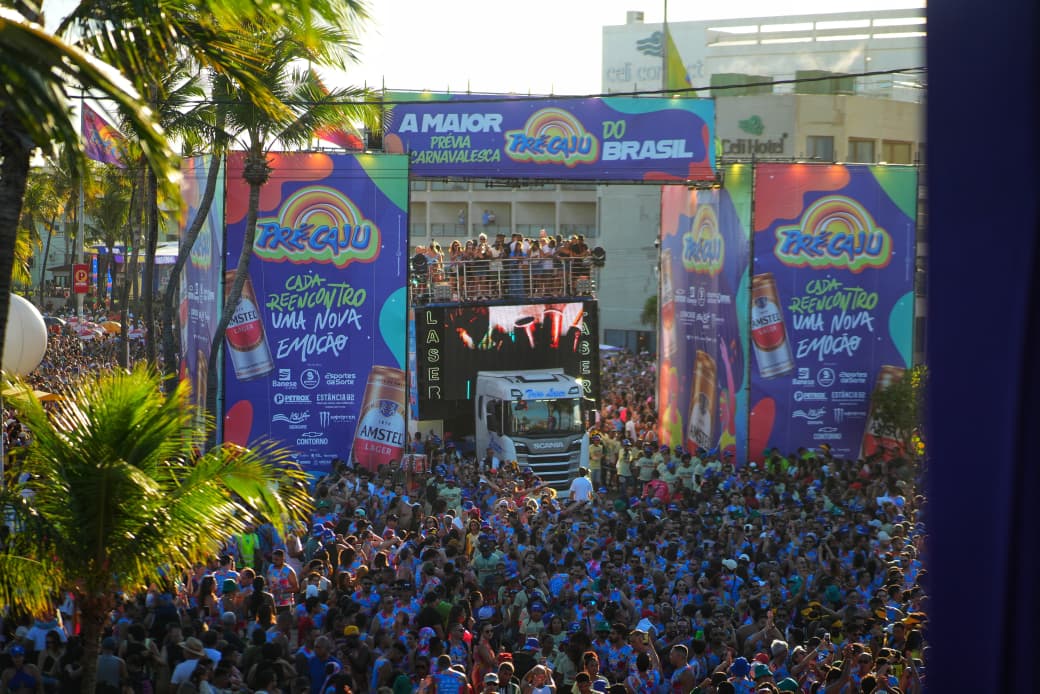 Pré-Caju 2025 arrasta multidões e se consolida como a maior prévia do Brasil 12 IMG 20251117 WA0019