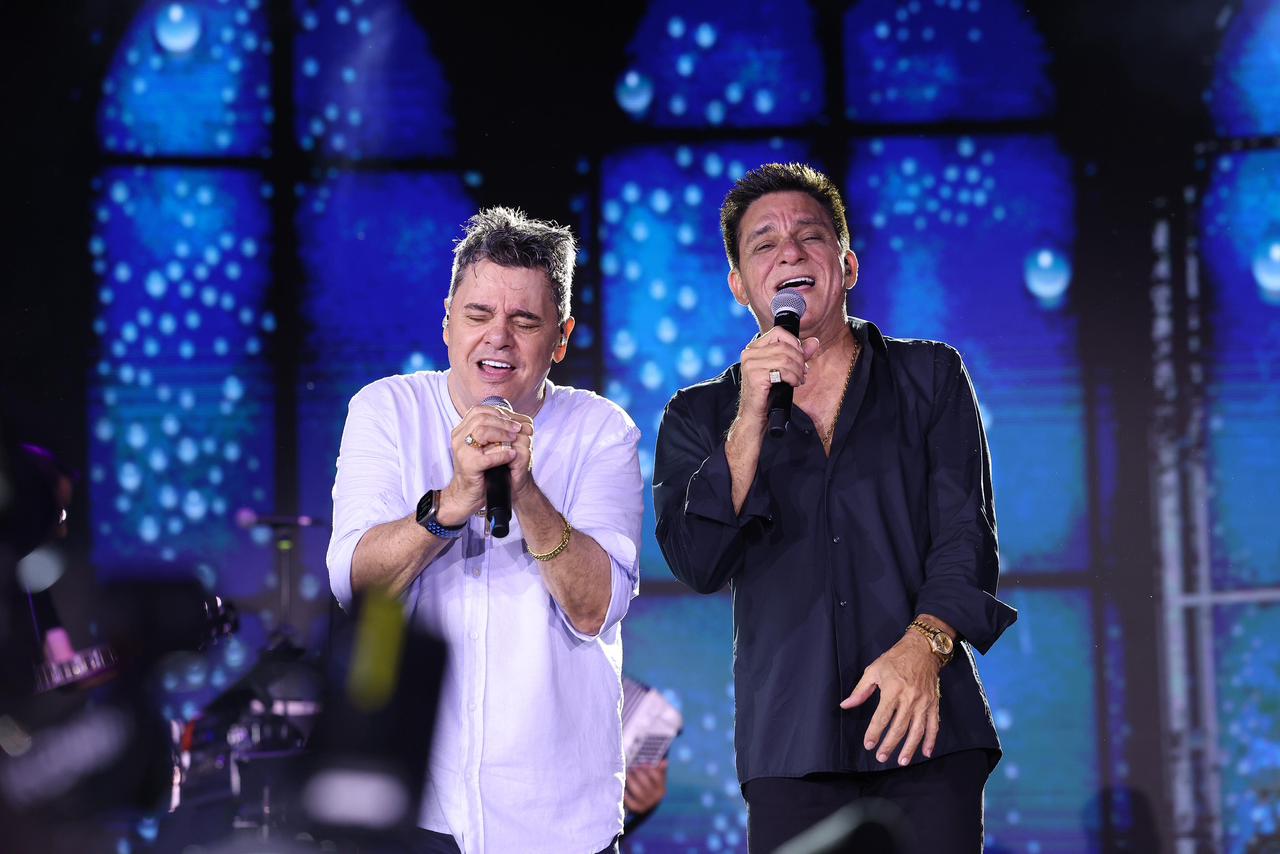 Durante navio do Leonardo, Cézar & Paulinho gravam DVD em Alto Mar 15 Imagem do WhatsApp de 2025 11 19 a s 09.52.52 ab3b83e5