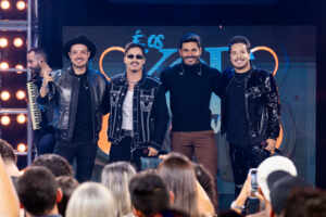 Kaique & Felipe lançam “Tamanho do Fumo” com participação de Israel & Rodolffo