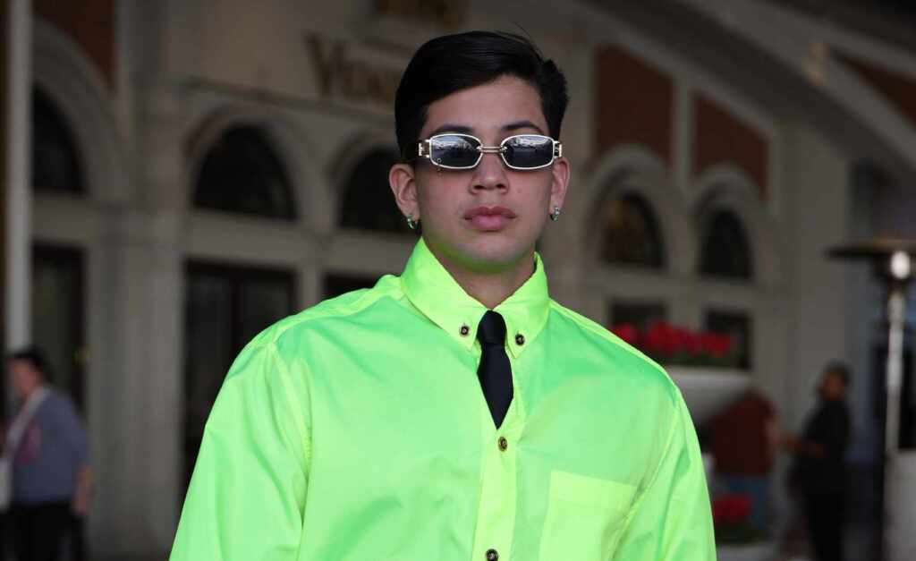 Léo Foguete assina com a Universal Music Brasil e vive virada decisiva na carreira WhatsApp Image 2025 11 13 at 17.03.04 e1763067168143