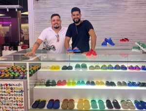 BitPé Calçados Bate Recorde de Vendas de Crocs no Brasil e Avança no E-commerce
