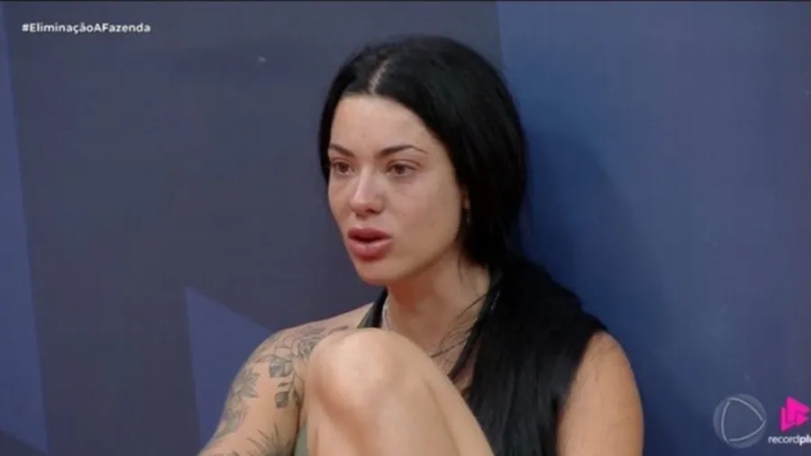 Rayane revela como faturou R$ 80 mil em um único dia após assumir romance com Belo 9 Rayane