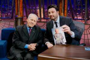 Lenda viva do rádio, Joseval Peixoto revisita 72 anos de história e narrações épicas no The Noite