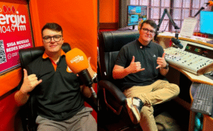 Programa “É POP” com Thiago Loures comemora 4 meses na Energia 104.9 FM