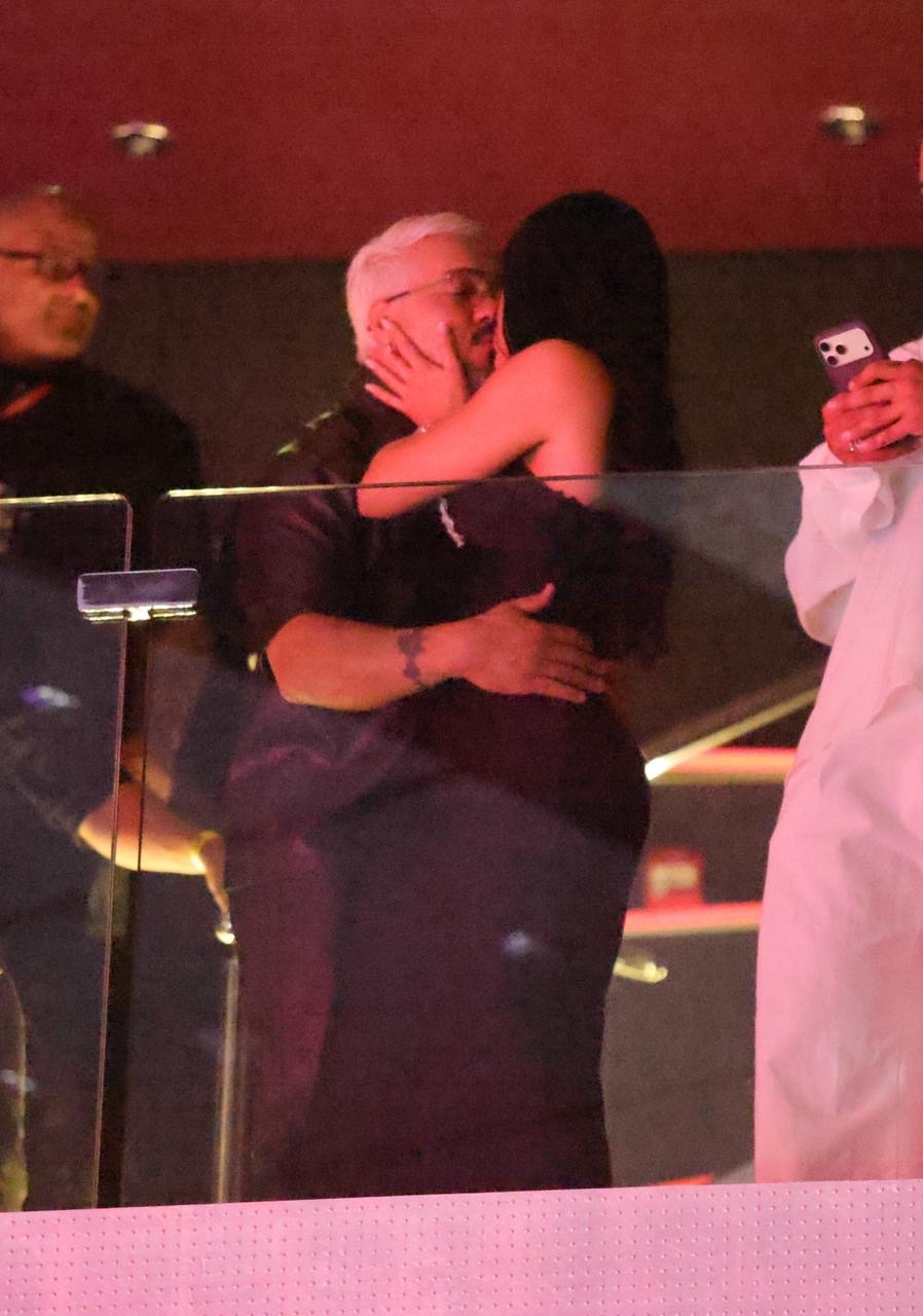 Belo e Rayane Figliuzzi curtem show de Alcione em clima de romance - Foto: Instagram