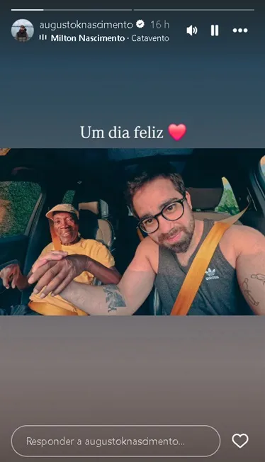 1764605676 930 Milton Nascimento reaparece sorridente em clique raro apos diagnostico