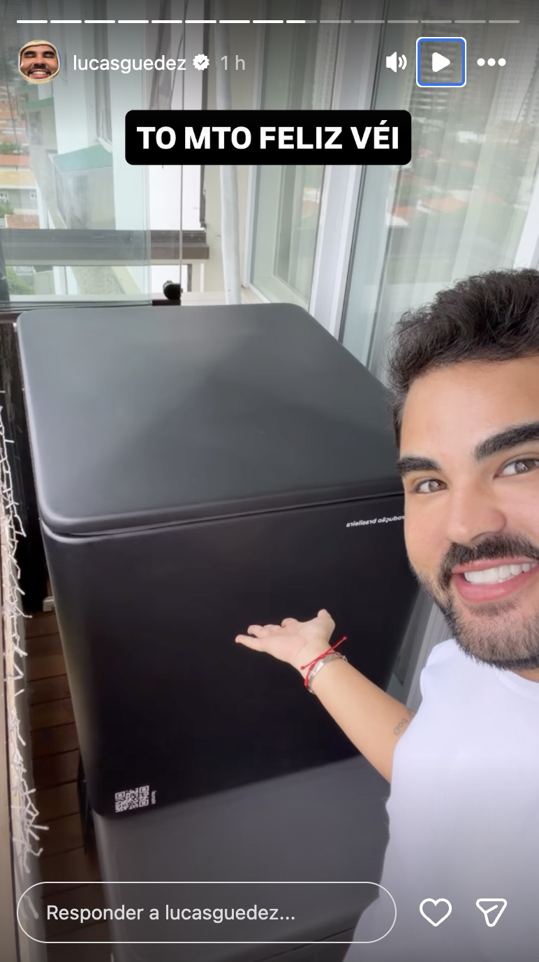 Virginia dá uma banheira de gelo para Lucas Guedez - Foto: Reprodução / Instagram