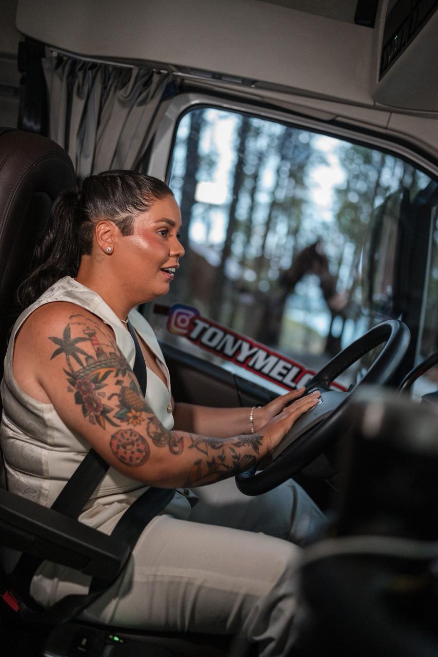 2ea21106 692d 44a4 a33d 934349d8ecaf