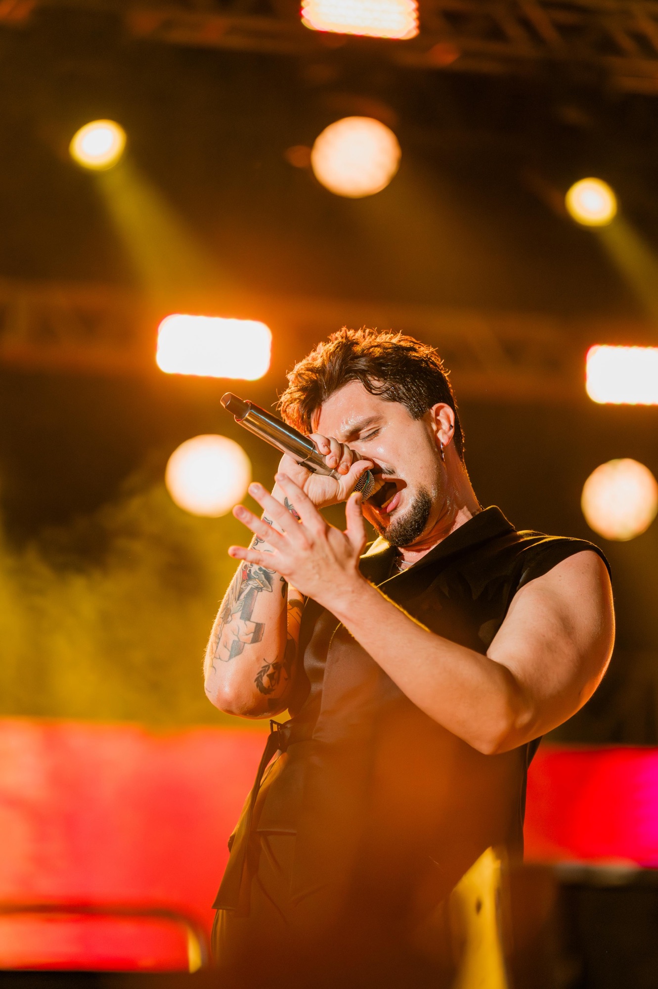 3bf56bc6 eaa6 484e 93f7 498dff5dc12d