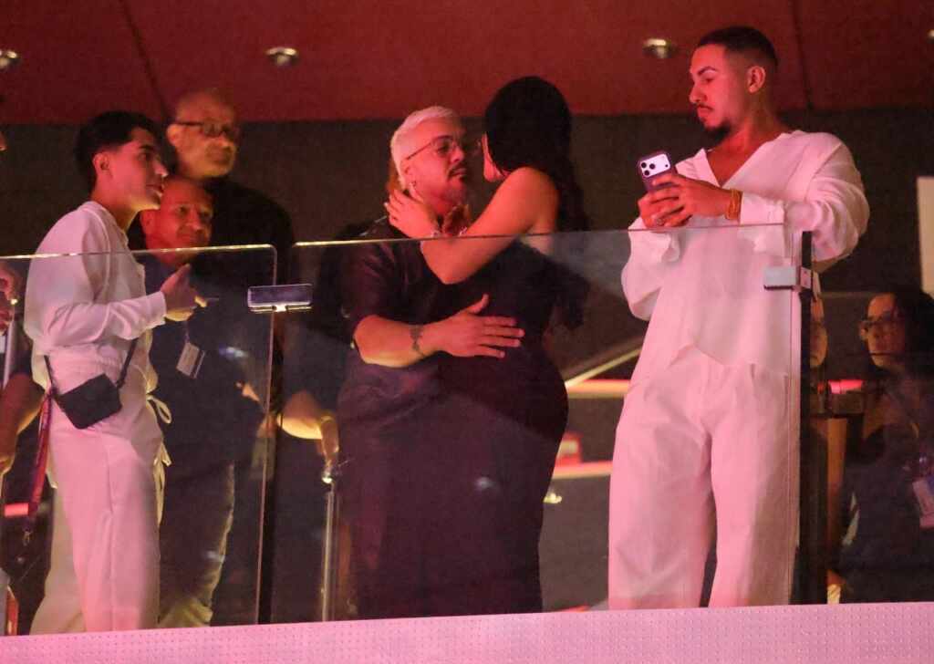 Belo e Rayane Figliuzzi curtem show de Alcione em clima de romance - Foto: Instagram