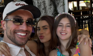 Ricardo Vianna curte fim de semana em família ao lado de Lexa e da filha Cecília
