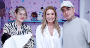 Mc Guime e a esposa Fernanda, levaram a filha recém nascida Yarin a consulta com a pediatra Lilian Zaboto