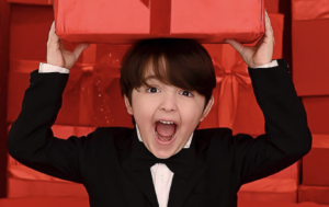 A magia da véspera de Natal: Gael Falcão celebra sonhos, carinho e um ano de conquistas