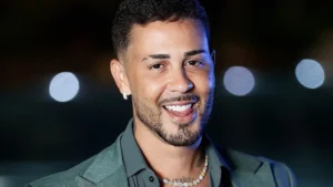 Carlinhos Maia diverte ao contar que exagerou no “brisadeiro” em festa de Natal