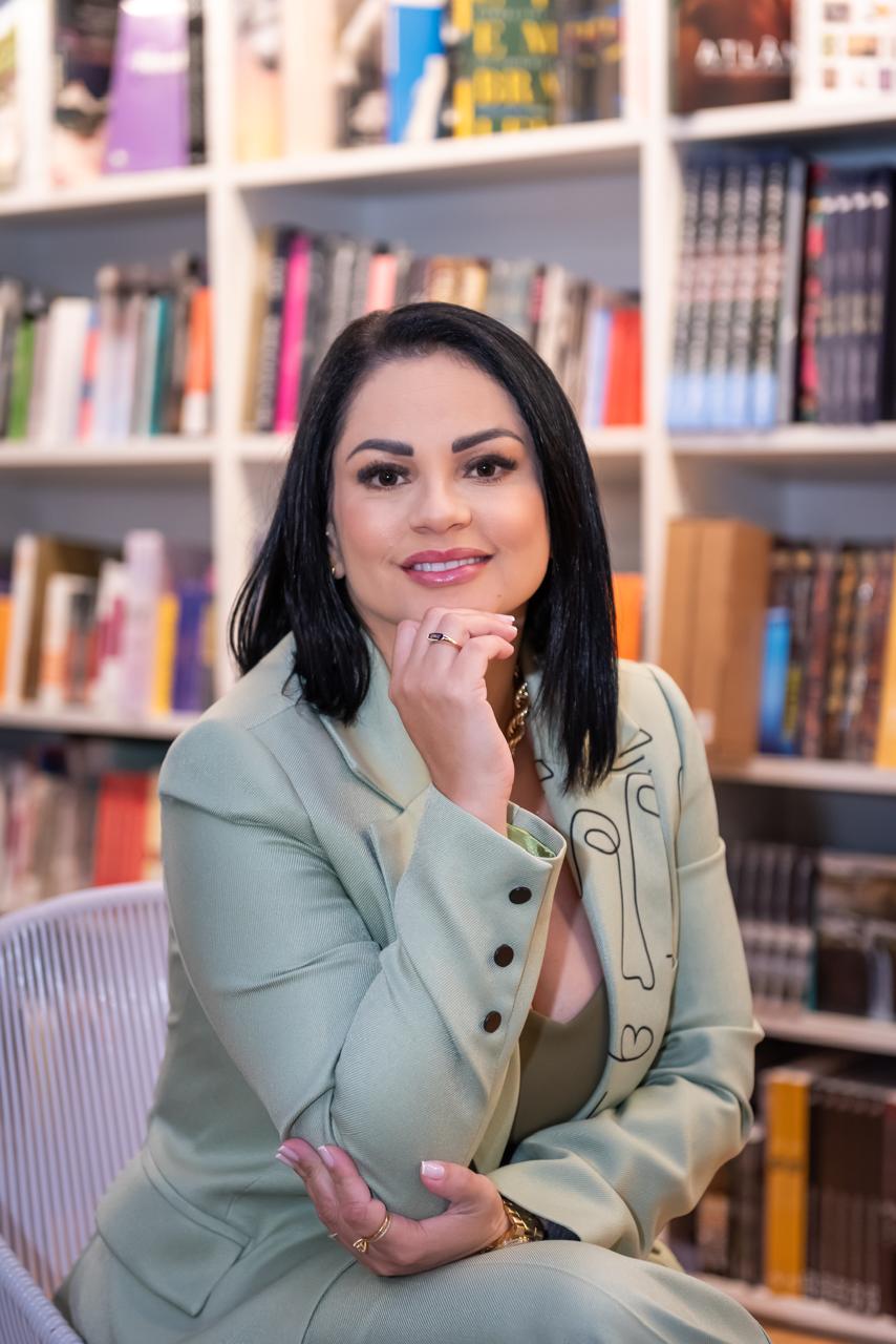 Corpo do tesxt Camila Lessa