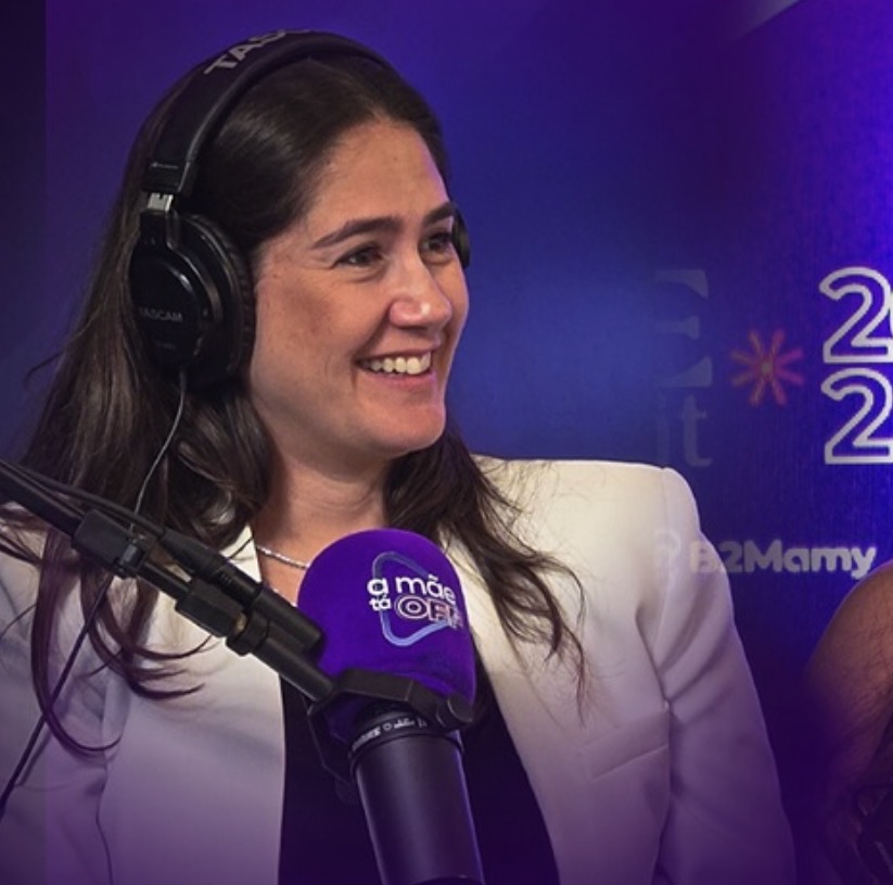 A Mãe Tá Off se consolida como podcast em ascensão no nicho de maternidade e projeta novo ciclo em 2026 IMG 5188