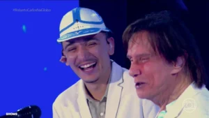 João Gomes se emociona ao rever participação no Especial Roberto Carlos