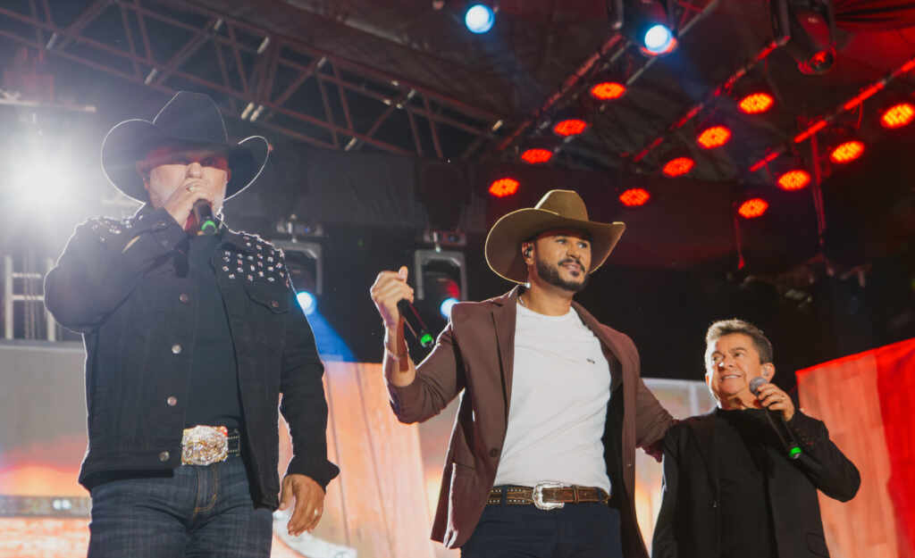 Ao lado de Rionegro & Solimões, Nando Moreno lança “Chapeludo” Créditos: Marcos Paulo